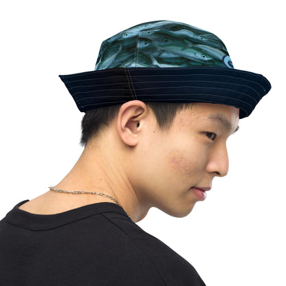 Reversible bucket hat